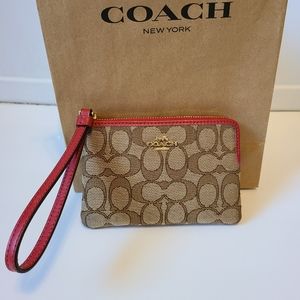 Coach Outline Signiture Small Zip Wristlet